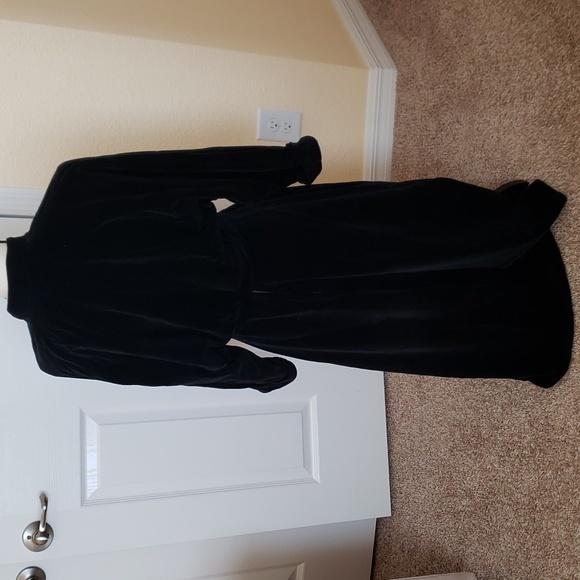 🎄 Vintage Velveteen Outfit - Picture 7 of 15